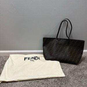 FENDI tote